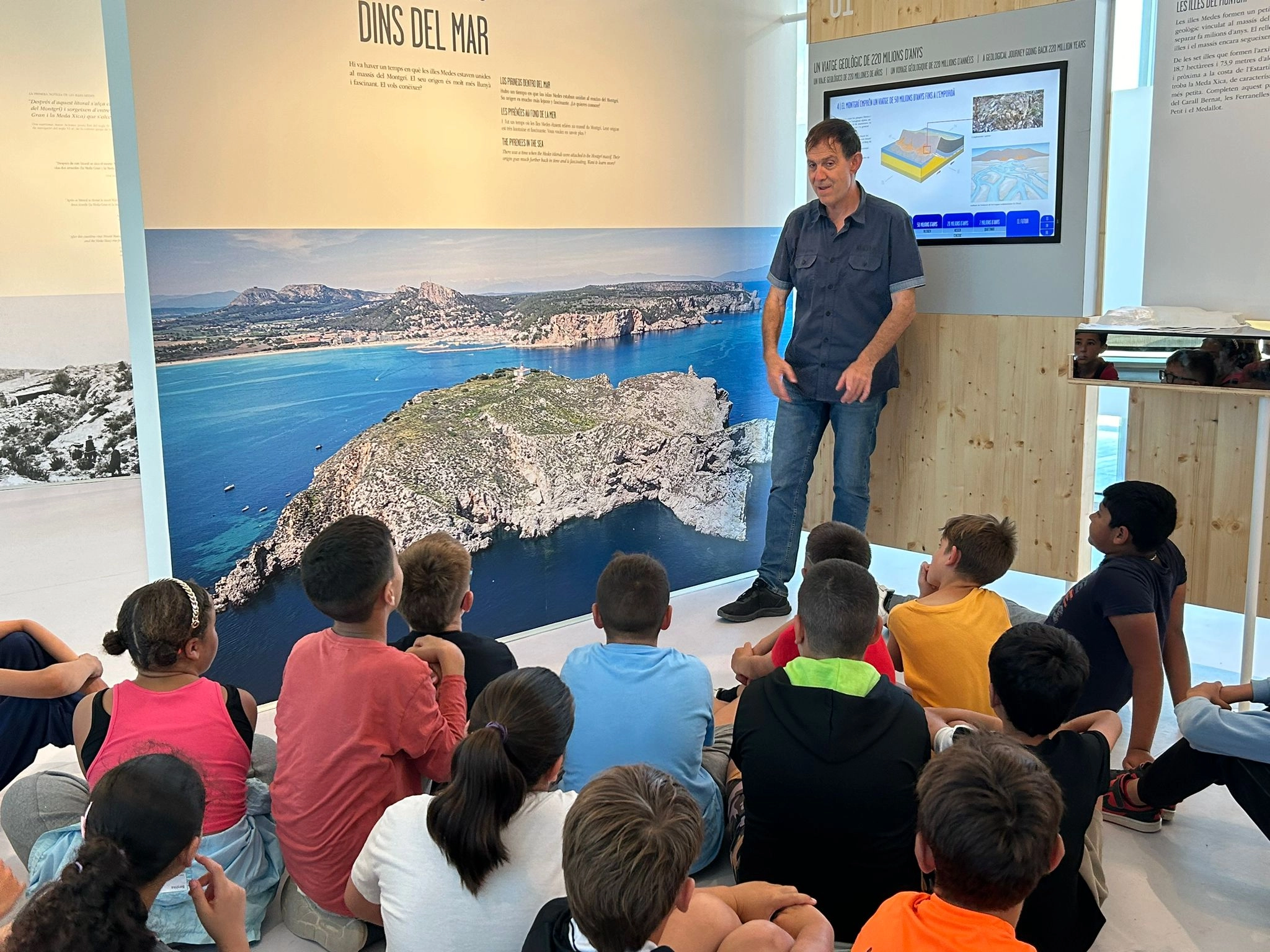 Escola Portitxol exposició Meda